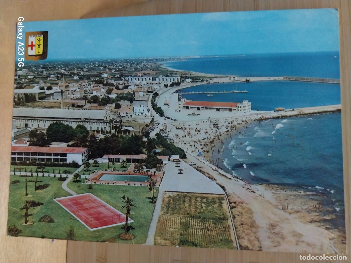 Postales: BENICARLO ED FISA 15 CIRCULADA A&Ntilde;OS 70 ANIMADA PLAYA PISTA TENIS PISCINA