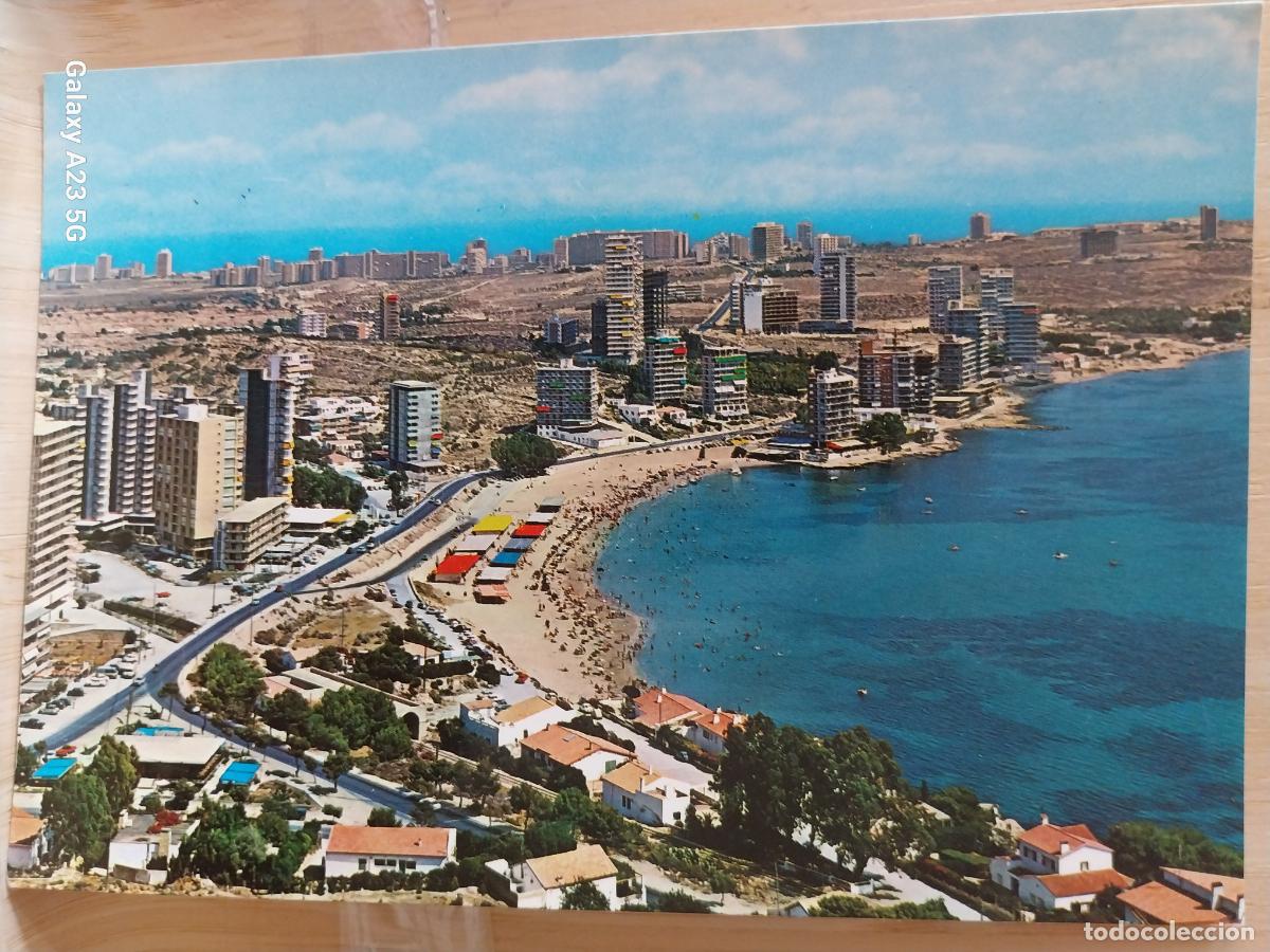 Postales: ALBUFERETA PLAYA ALICANTE ED ARRIBAS 183 CIRCULADA A&Ntilde;O 1975 ANIMADA QUITASOLES