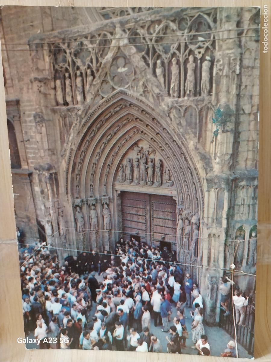 Postales: PUERTA DE LOS AP&Oacute;STOLES VALENCIA ED MACIAS 7 CIRCULADA A&Ntilde;O 1963 MUY ANIMADA