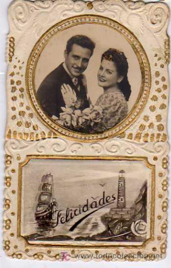 Postales: FELICIDADES, CON RELIEVE - Foto 1