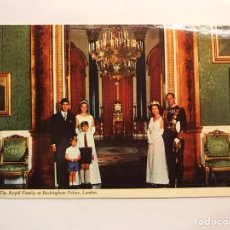 Postales: INGLATERRA. FAMILIA REAL EN BUCKINGHAM PALACE. LONDRES.. FOTO: PATRICK LICHFIELD (A.1977). Lote 165910094