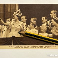 Postales: ISABEL II SU MAJESTAD LA REINA EN EL DÍA DE SU CORONACIÓN RODEADA DE LA FAMILIA.. (A.1953)