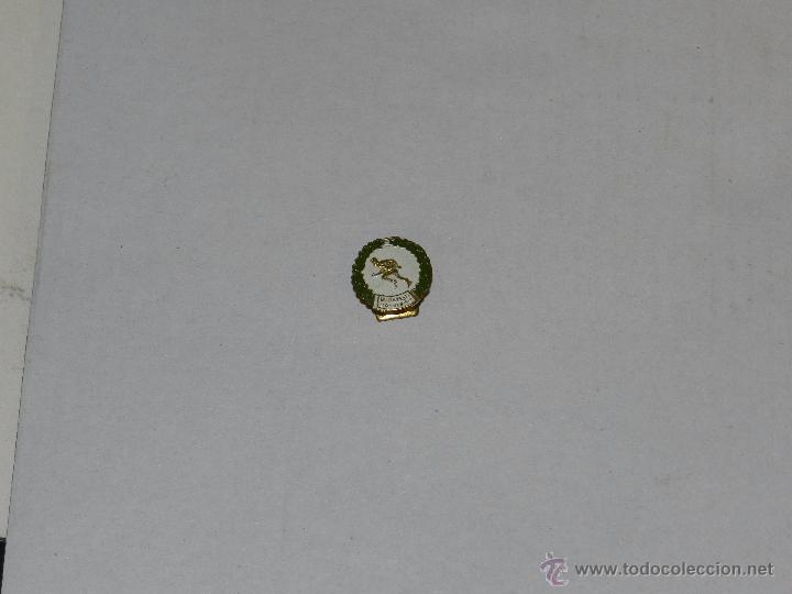 Coleccionismo deportivo: ATLETISMO BUDAPEST - INSIGNIA SOLAPERA - Foto 1