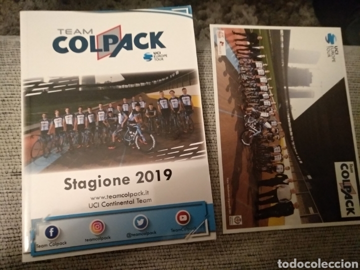 Coleccionismo deportivo: Libro Team Colpack 2019 y postal - Foto 1