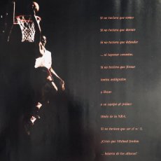 Coleccionismo deportivo: PUBLICIDAD DE NIKE AIR, CON JUGADOR DE LA NBA MICHAEL JORDAN. PÁGINA DE REVISTA ORIGINAL AÑO 1992.