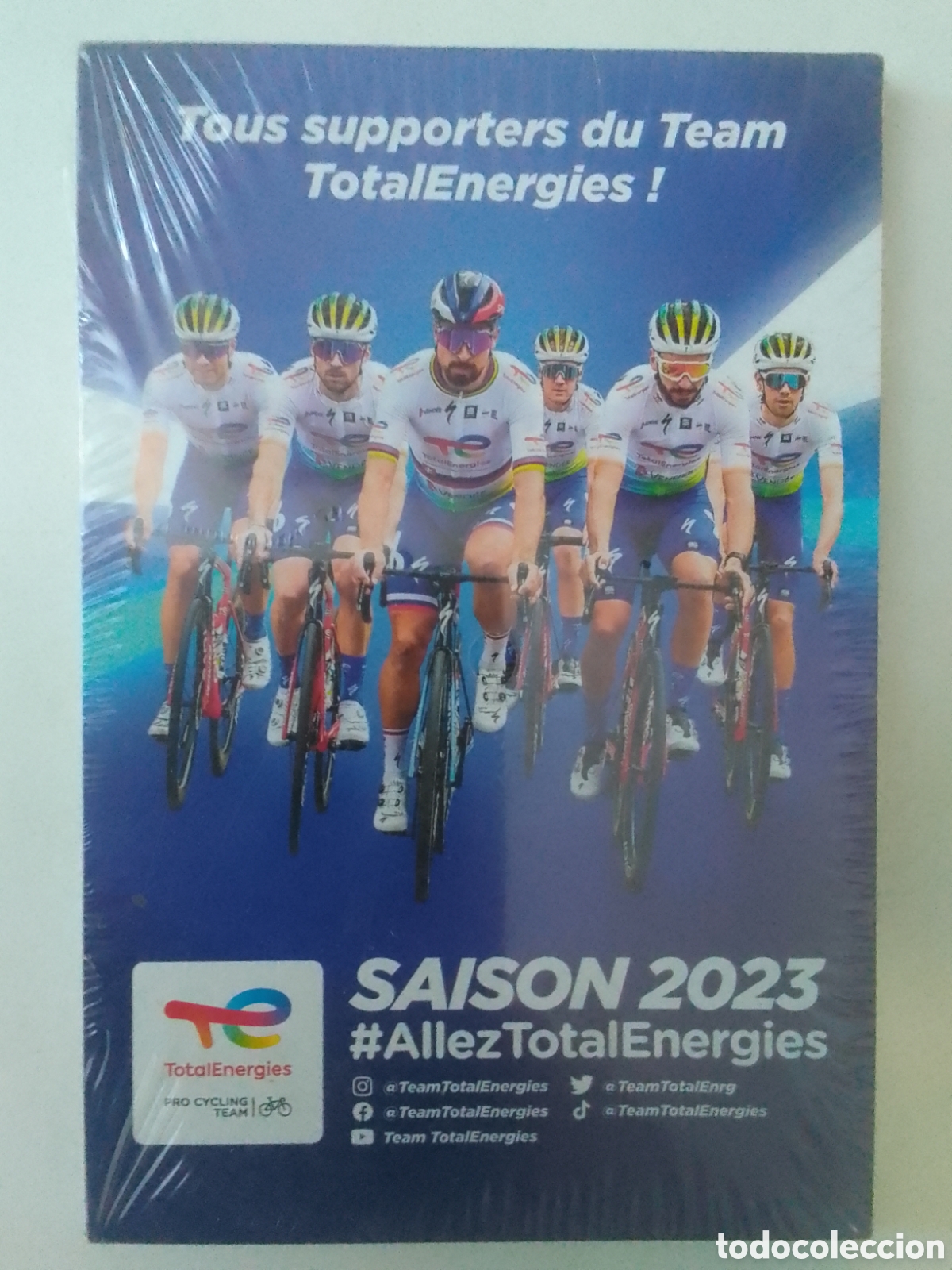 Coleccionismo deportivo: Postales equipo ciclista TotalEnergies 2023.