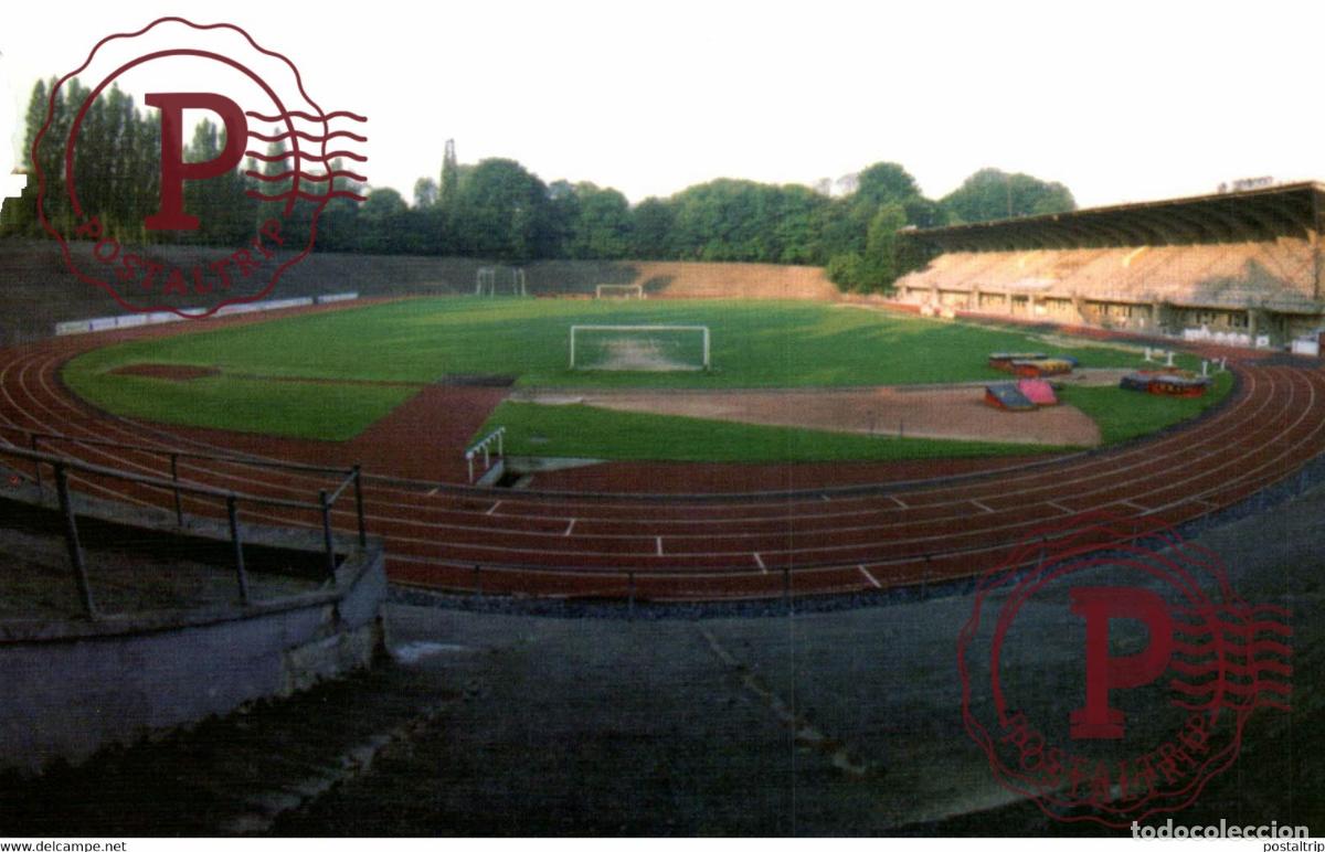 Colecionismo desportivo: BRUXELLES, EDMONDS MACHTENS R.W.D MOLENBEEK. BELGIE BELGICA FOOTBALL STADIUM STADION ESTADIO ESTADE