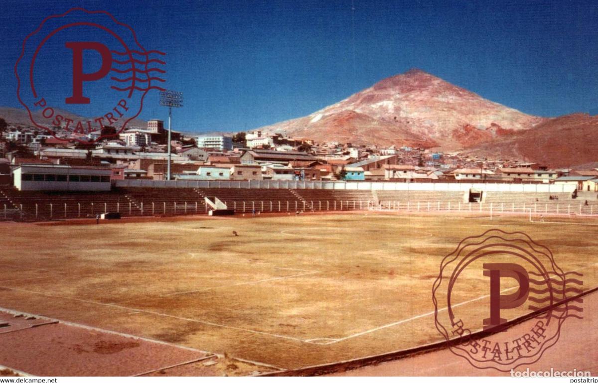 Coleccionismo deportivo: POTOS&Iacute; BOLIVIA. MARIO M. G&Oacute;MEZ GUZM&Aacute;N. UNIVERSITARIO POTOSI FOOTBALL STADIUM STADION ESTADIO ESTAD