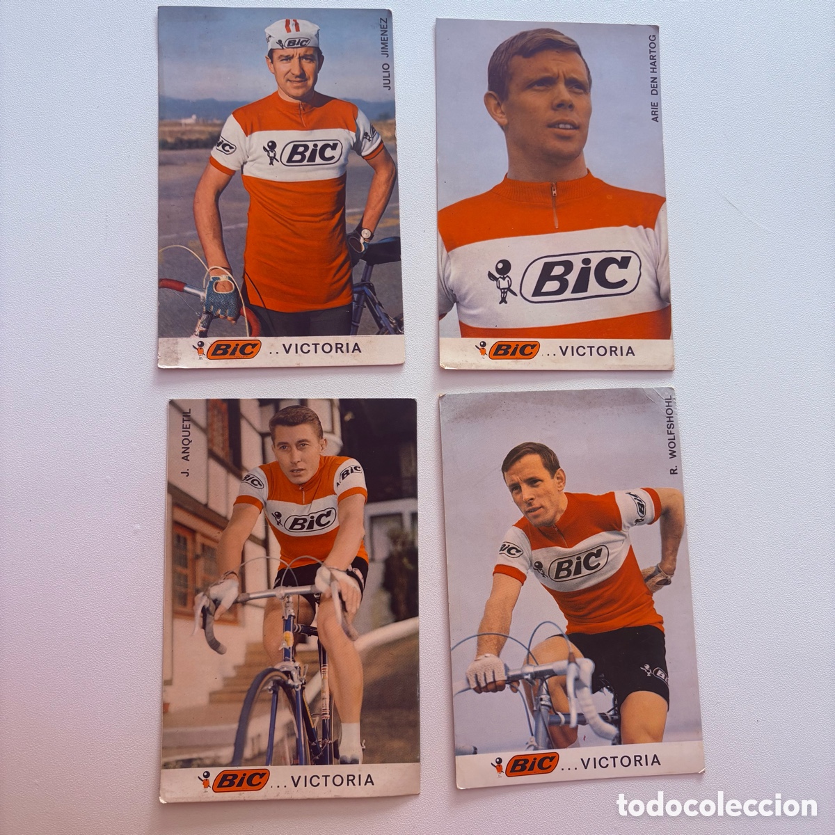 Coleccionismo deportivo: Lote postal ciclista equipo BIC 1967 Jacques Anquetil Julio Jim&eacute;nez Arie den Hartog Rolf Wolfshohl
