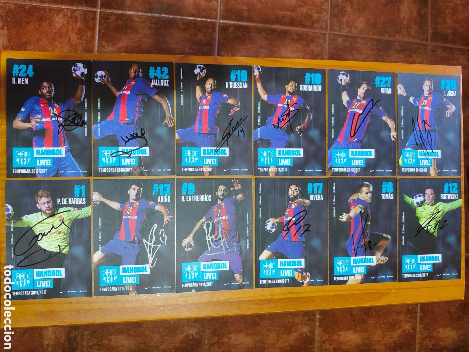 Coleccionismo deportivo: LOTE 10 POSTALES FIRMADAS DEL FC BARCELONA DE BALONMANO. TEMPORADA 2016/17.