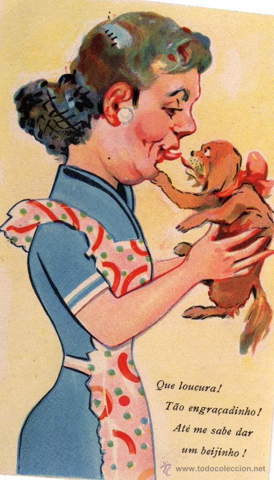 Postales: MUJER BESANDO A PERRO - Foto 1