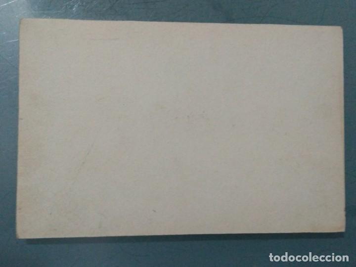 Postales: POSTAL ANTIGUA PINTADA A MANO. COSTA CON EDIFICIOS. - Foto 2