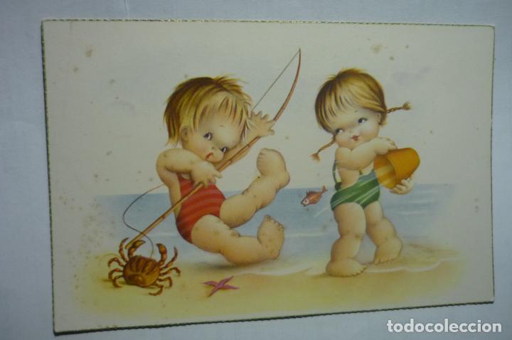 Postcards: postal ni&ntilde;oz jugando playa.- 2320-a