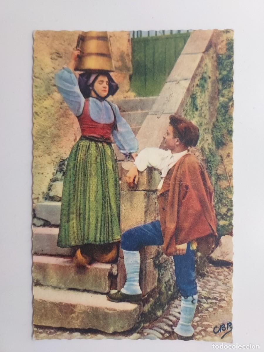 Postais: POSTAL ILUSTRADOR CBP. ANTIGUA. LES PYRENEES. JEUNE COUPLE OSSALOIS. PIRINEOS. S/C. TRAJE TIPICO