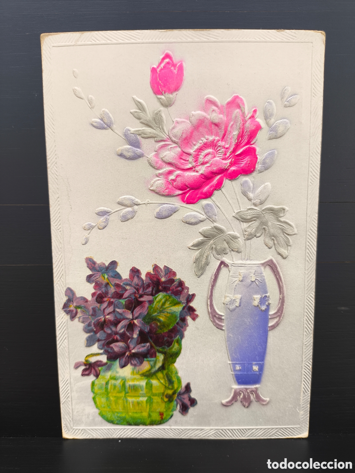 Postales: Antigua postal ilustrada troquelado relieve art&iacute;stica jarr&oacute;n flores rosas nomeolvides