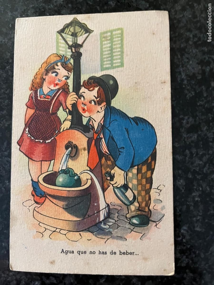 Postales: pareja llenando un botijo de agua escrita