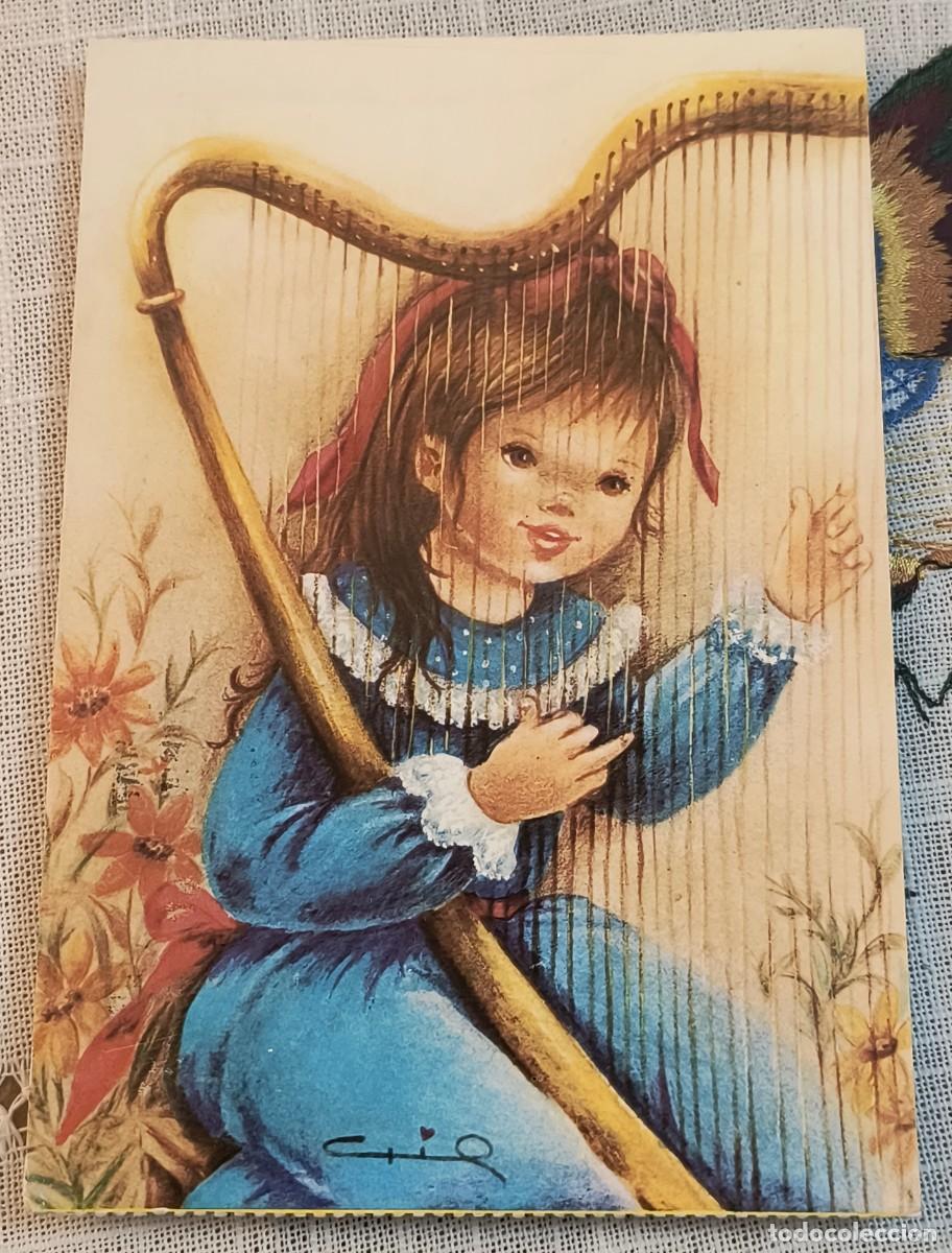 Postales: POSTAL | NI&Ntilde;A CON ARPA / BERGAS