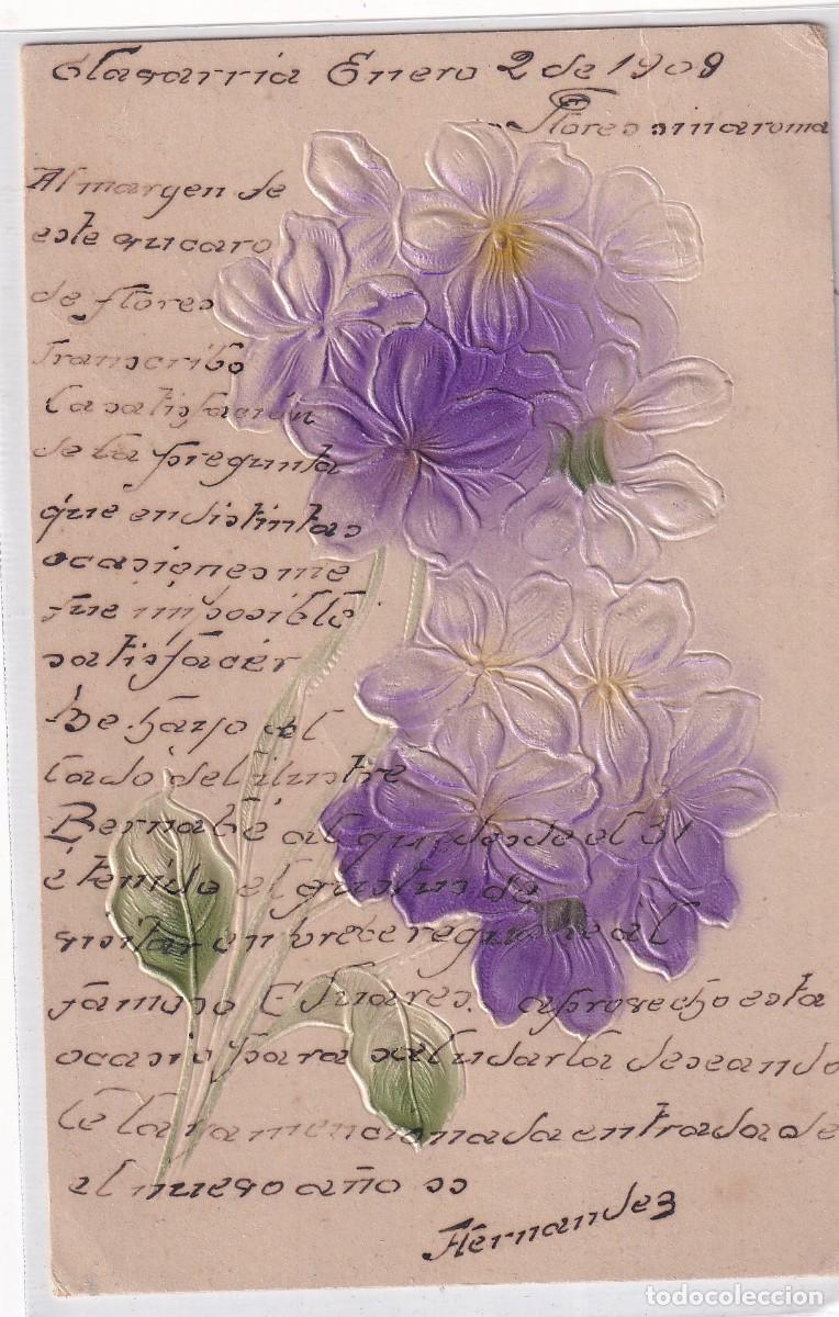 Postales: Postal en relieve, flores. Reverso dividido. Sello arrancado. Enviada a Salamanca.