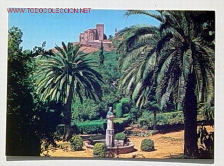 Postales: ARACENA.VISTA DEL PARQUE Y CASTILLO.No circulada. - Foto 1