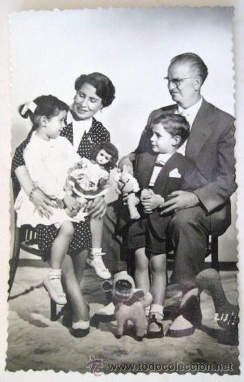 Cartes Postales: PRECIOSA POSTAL.  - FAMILIA. A&Ntilde;OS 50 . ENVIO GRATIS&iexcl;&iexcl;&iexcl;
