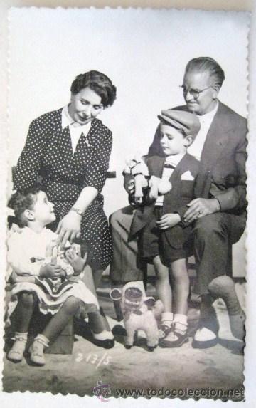 Cartes Postales: PRECIOSA POSTAL.  - FAMILIA. A&Ntilde;OS 50 . ENVIO GRATIS&iexcl;&iexcl;&iexcl;