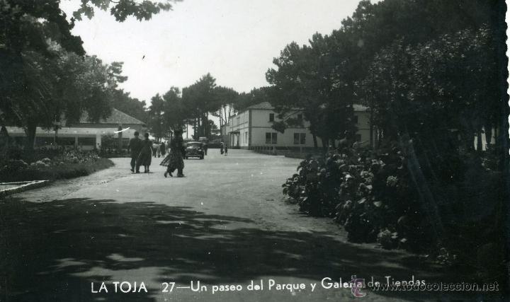 Cartes Postales: LA TOJA. 27 ED POLIGR&Aacute;FICA. UN PASEO DEL PARQUE