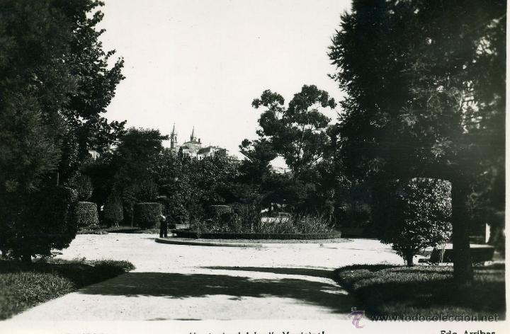 Postais: Betanzos. 6 Ed. Arribas. Un rinc&oacute;n del Jard&iacute;n Municipal