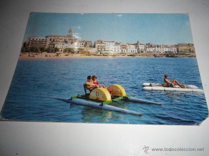 Cartoline: POSTAL COSTA BRAVA   PALAMOS VISTA PARCIAL, CIRCULADA A&Ntilde;OS 60, ESQUINA ROTA