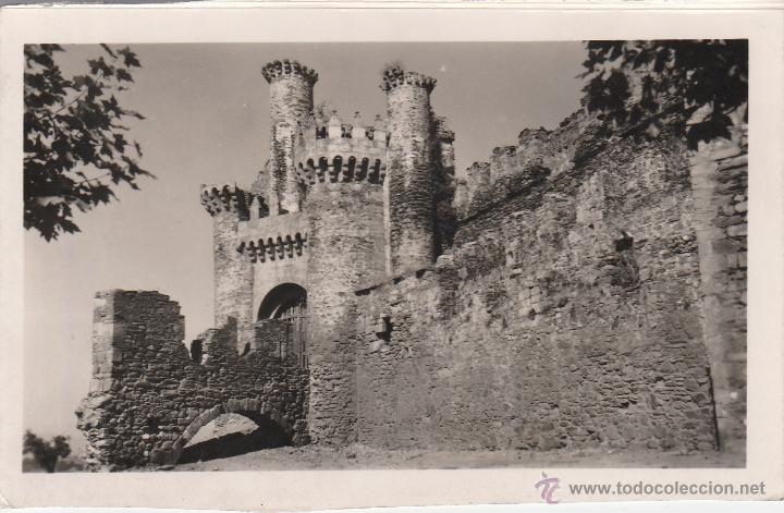 Postales: PONFERRADA. CASTILLO DE LOS TEMPLARIOS. PUERTA CENTRAL (EDICIONES M. ARRIBAS) - Foto 1
