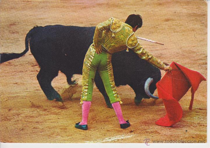 Postales: (706) CORRIDA DE TOROS. PASE CON LA DERECHA - Foto 1