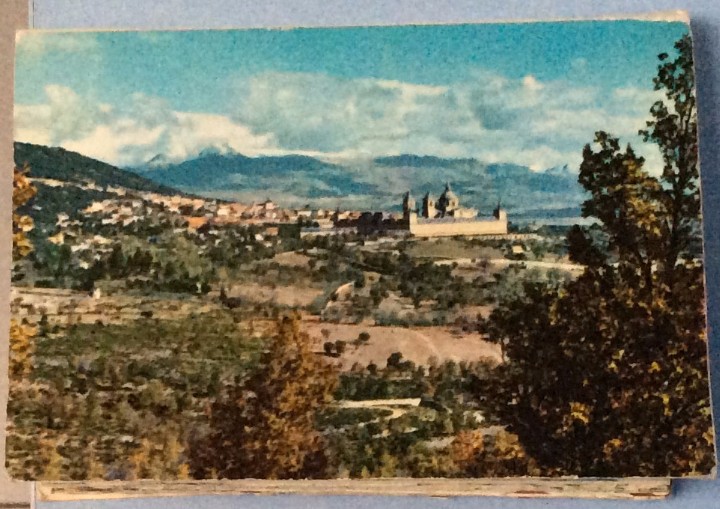 Postais: El Escorial. Acorde&oacute;n de 21 fotograf&iacute;as en color 10x7 cms.
