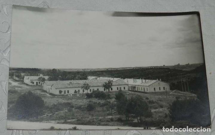 Cartes Postales: FOTO POSTAL NO LOCALIZADA, NO PONE DE DONDE ES, POR EL REVERSO FIRMAS Y DEDICATORIAS.