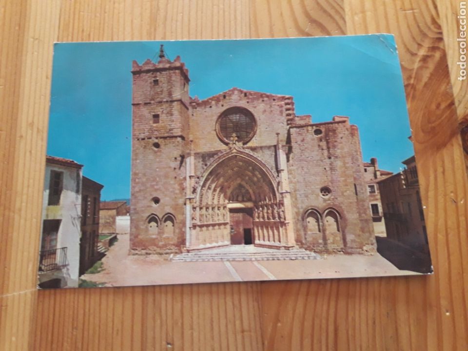 Cartoline: Castell&oacute; d'Empuries Castello de Ampurias Costa Brava Portada de la Catedral