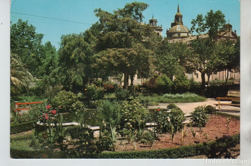 Postales: POSTAL JARDINES DE LA COMPA&Ntilde;IA MONFORTE DE LEMOS LUGO - Foto 1