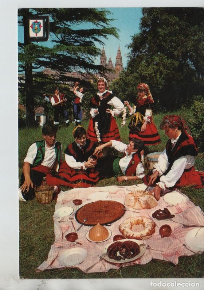 Postales: POSTAL TRAJES TIPICOS GALICIA - Foto 1