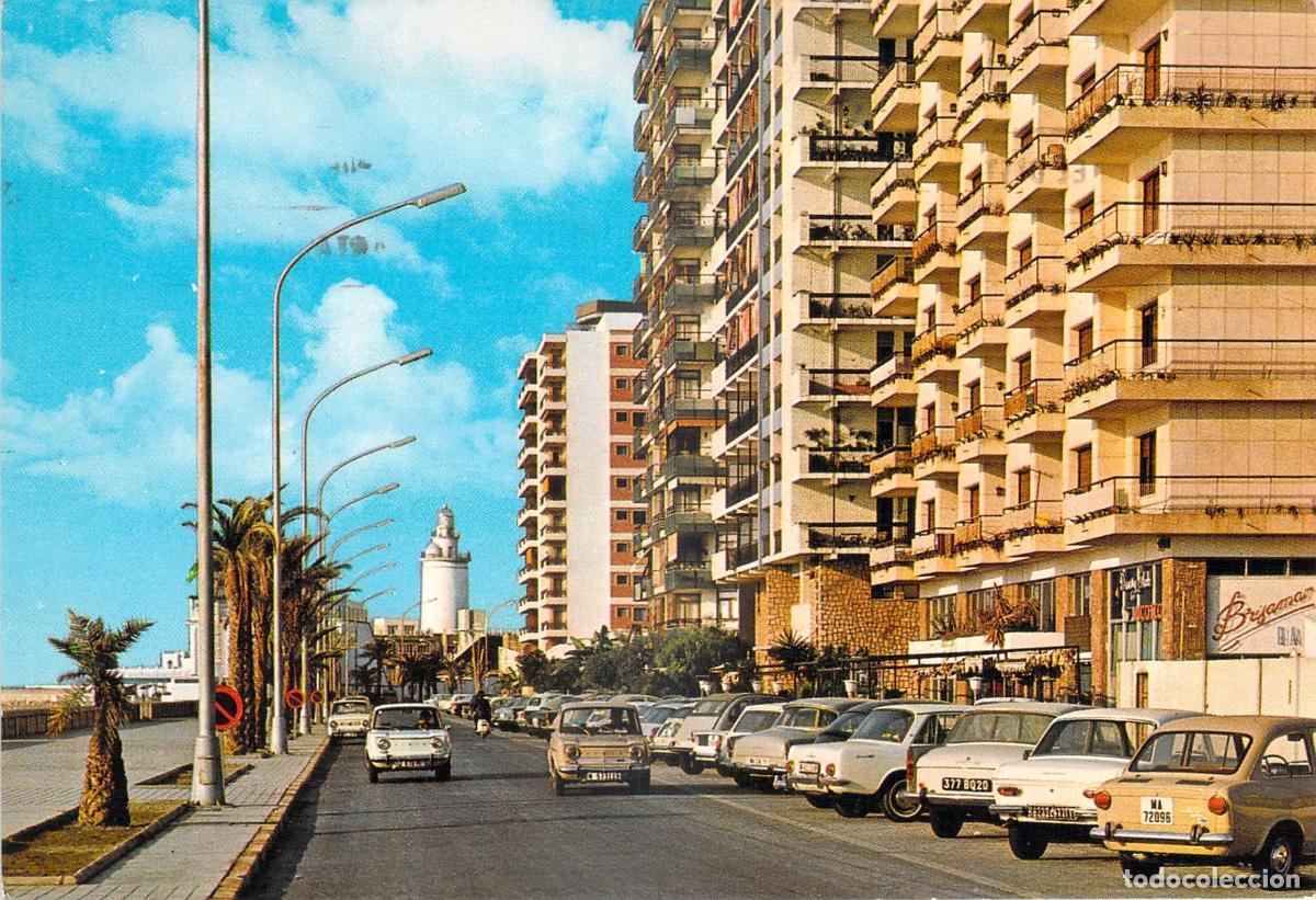 Postales: Postal M&aacute;laga Paseo Mar&iacute;timo Edificios y Coches Cl&aacute;sicos Costa - Foto 1