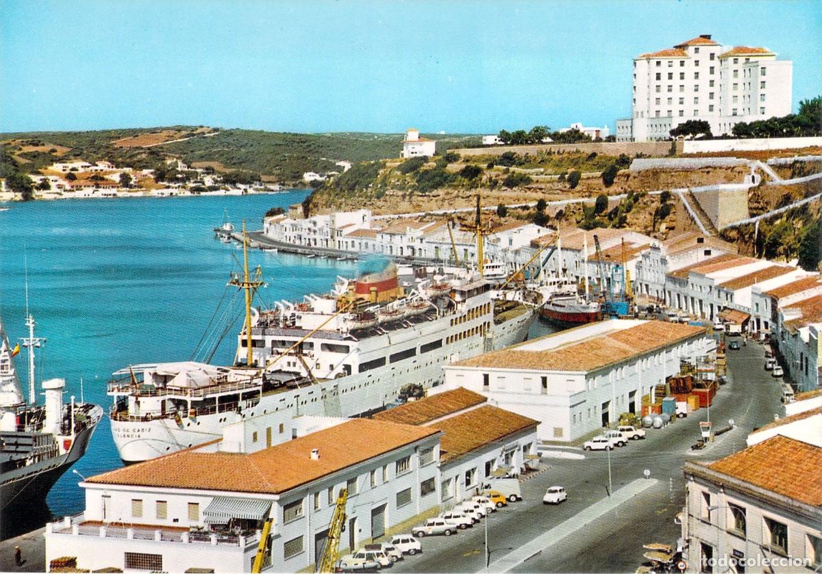 Postales: Postal Mah&oacute;n Menorca, Gran Vista del Puerto con Barcos y Edificios - Foto 1