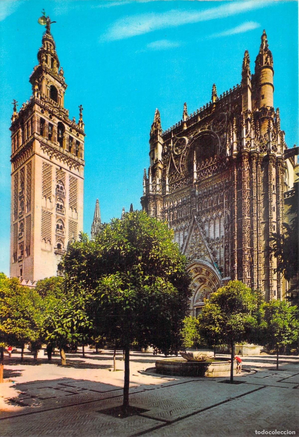 Postales: Postal Sevilla, Giralda y Patio de los Naranjos, Edificio Hist&oacute;rico - Foto 1