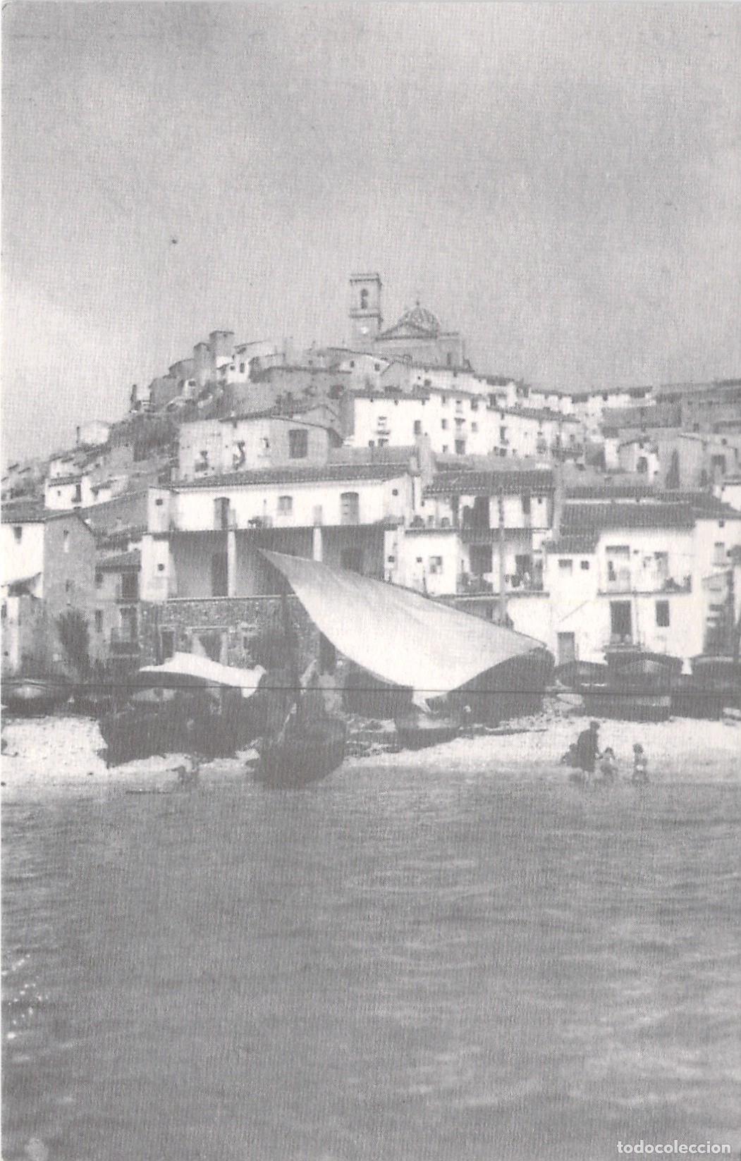 Postales: Postal de Altea, Alicante - Vista del Casco Antiguo y Barcas en la Playa