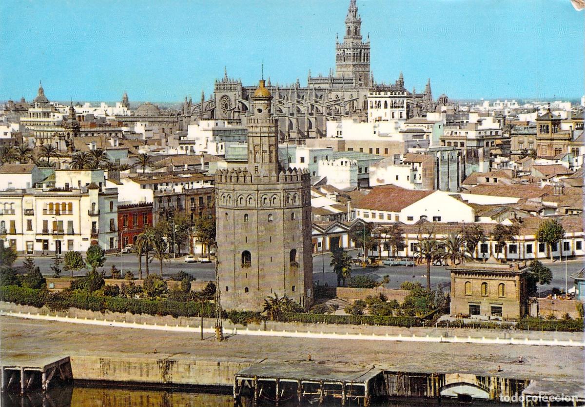 Postales: Postal de Sevilla con la Torre del Oro y Catedral al fondo