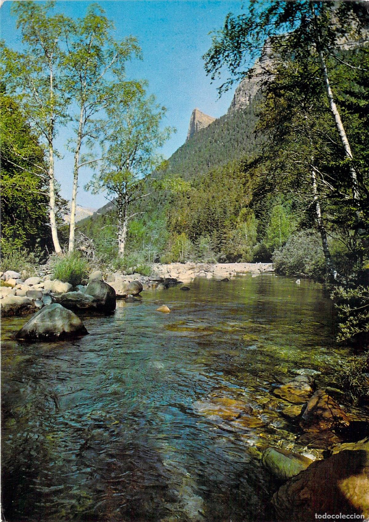 Postales: Postal Parque Nacional de Ordesa R&iacute;o Arazas y Tozal del Mallo