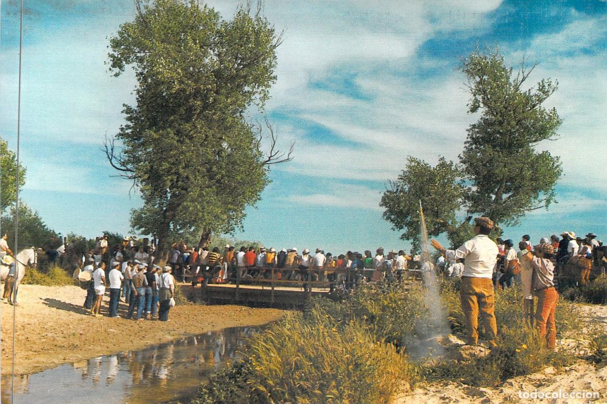 Postales: Postal Entrada de Hermandades al Roc&iacute;o por el Puente del Ajol&iacute;