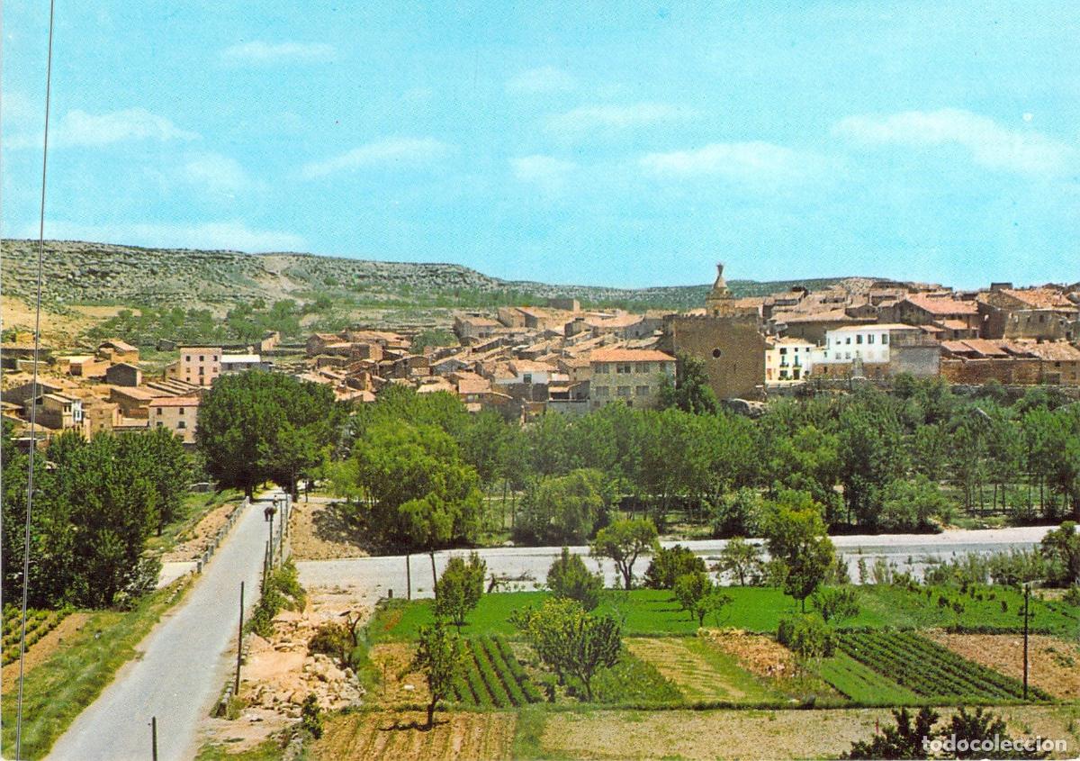 Postales: Postal de Fabara, Zaragoza - Vista Parcial y Entrada a la Villa
