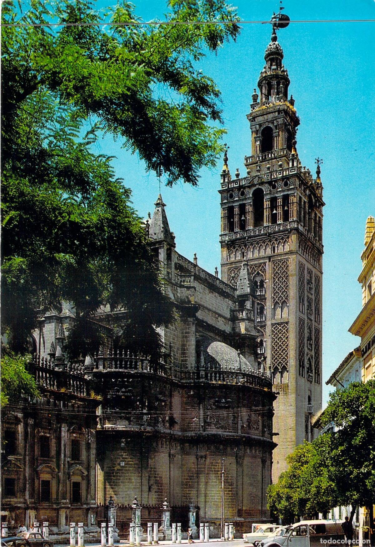 Postales: Postal de Sevilla, La Giralda y Catedral de Santa Mar&iacute;a de la Sede