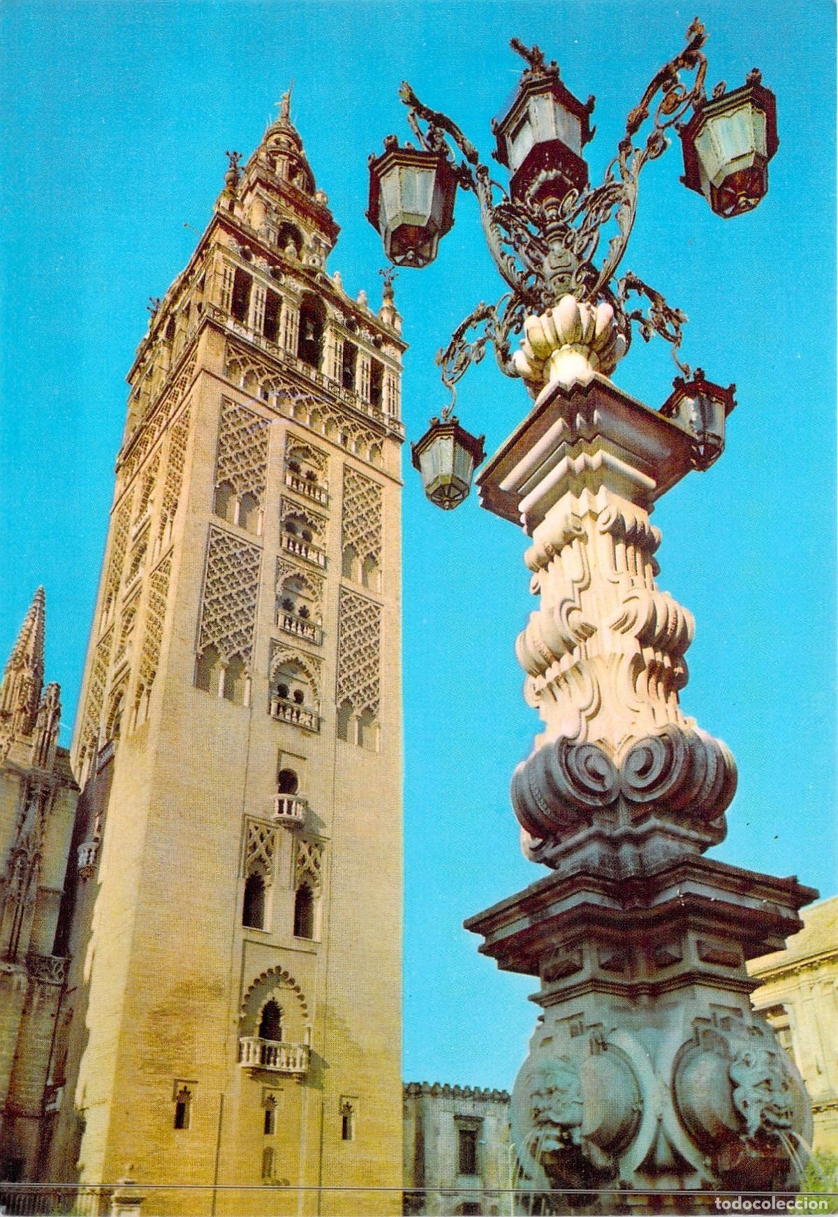 Postales: Postal de Sevilla: La Giralda y Farola Monumental