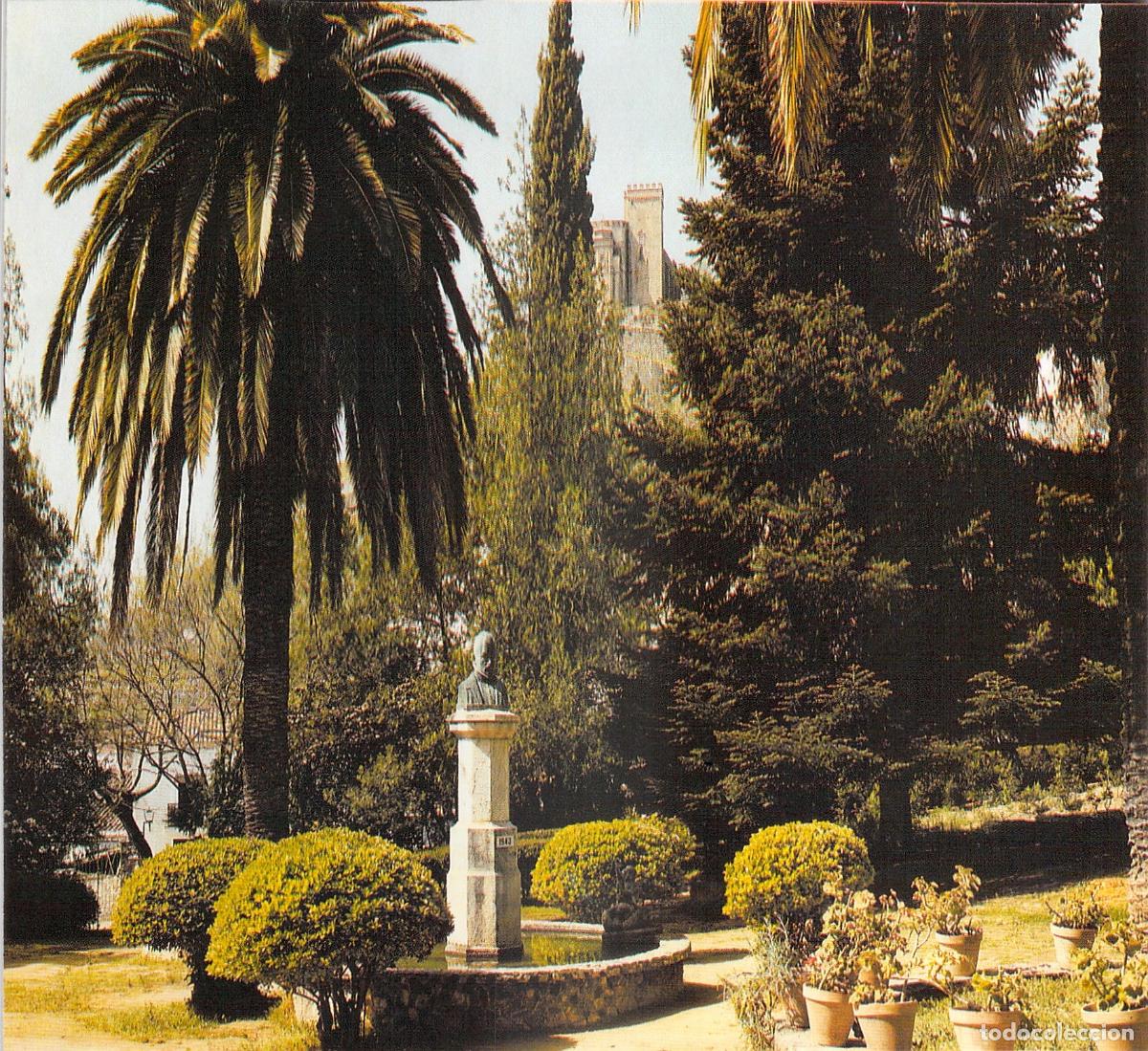 Postales: Postal Parque Municipal de Aracena y Castillo al fondo, Huelva