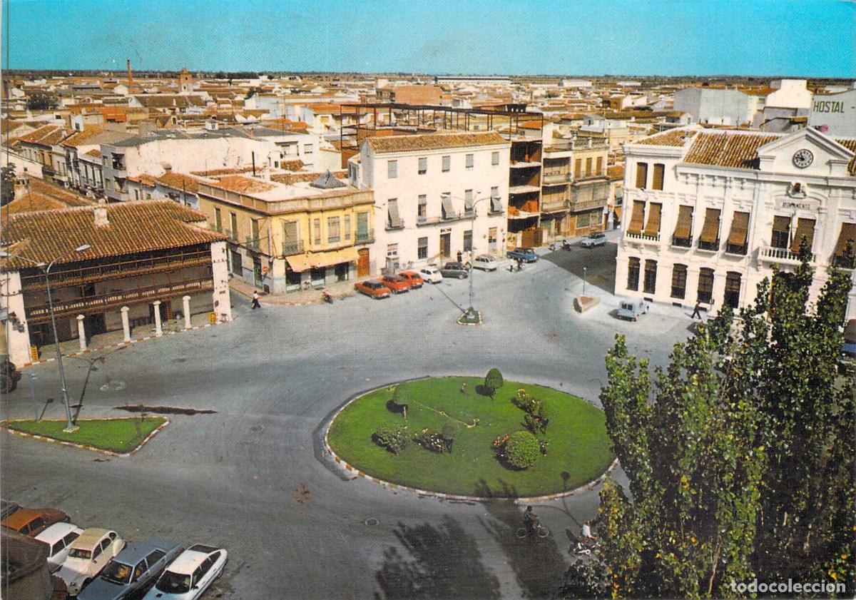 Postales: Postal de la Panor&aacute;mica de la Plaza de Espa&ntilde;a en Tomelloso