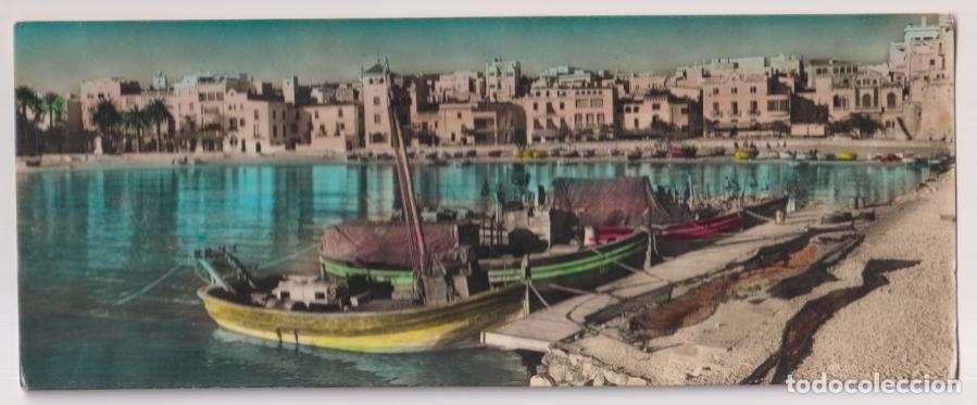 Postcards: Tarjeta Superpanor&aacute;mica Sitges. Vista parcial. Sin usar