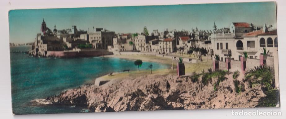 Postcards: Tarjeta Superpanor&aacute;mica Sitges. Playa de San Sebasti&aacute;n. Sin usar