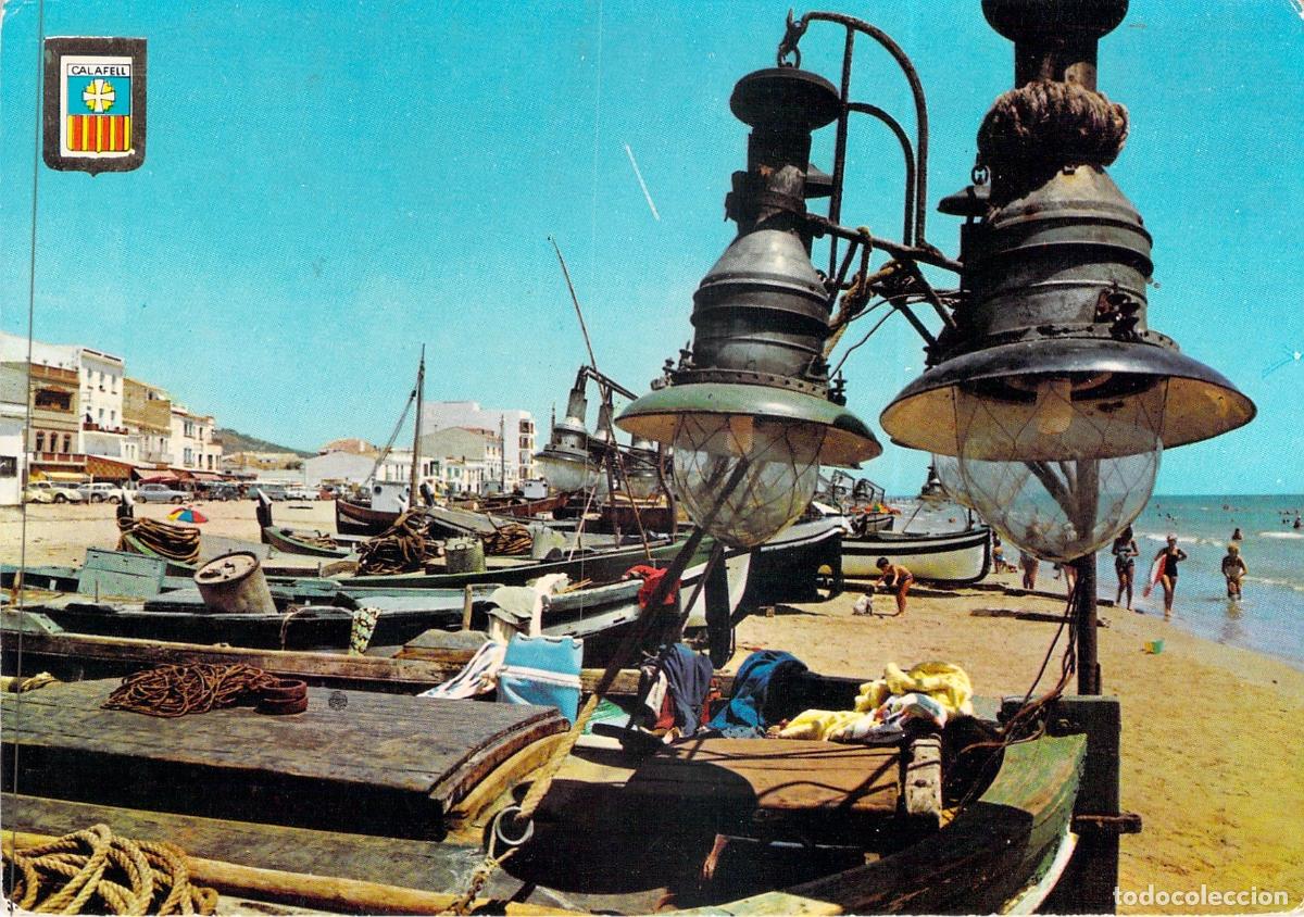 Postales: Postal de la Playa de Calafell con Barcas de Pesca y Escudo